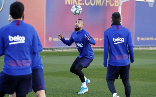 Barcelona recibe inesperada visita en su entrenamiento: ''Qué alegría verte por aquí, hermano''