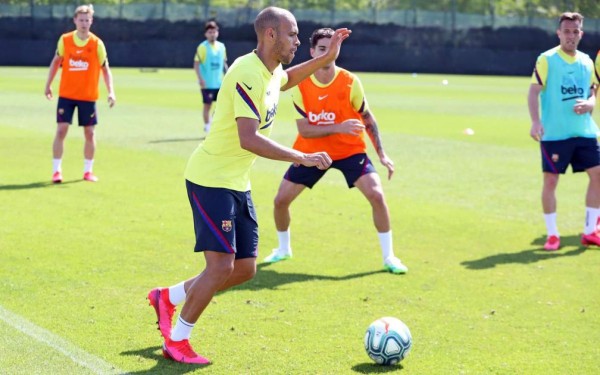 Liga Española: Messi sorprende en el entrenamiento del Barcelona con nuevo look