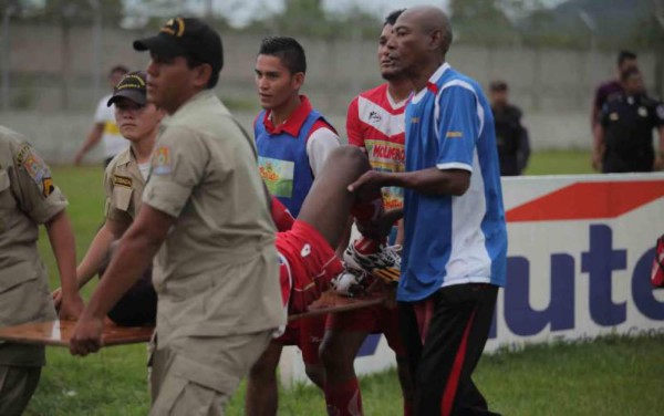 FOTOS: Las lesiones y golpes más dramáticas del fútbol hondureño