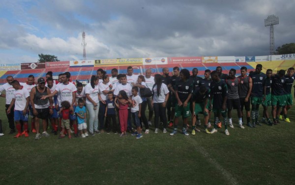 FOTOS: Arnold Peralta vivirá por siempre en el corazón del Murcia y del Vida