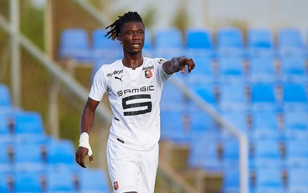 Arde el mercado: cuatro bajas en Barcelona, golpe en la mesa por Mbappé, primera víctima de CR7 en el United y los fichajes oficiales