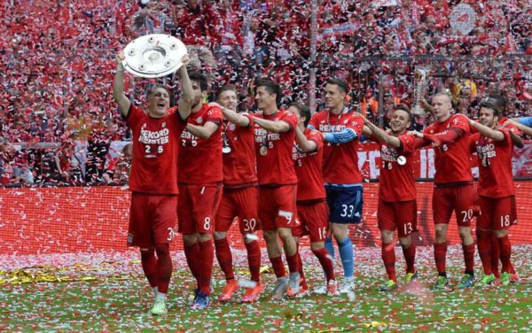 Celebraciones de los campeones por el mundo