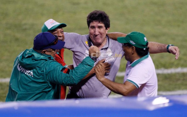 NO VISTE EN TV: El eufórico festejo de Vargas, la celebración en el camerino y la frustración en Motagua