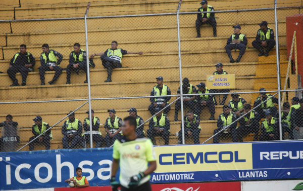 Ambiente en el estadio Morazán