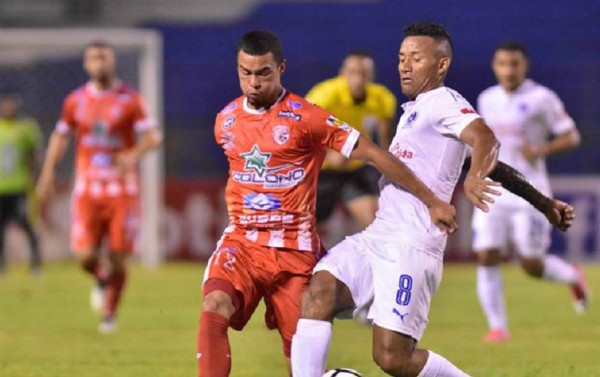 Santos perdió la oportunidad de sumarse a un selecto club de equipos ticos