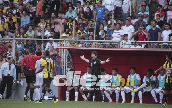 La mejores imágenes del clásico España Olimpia