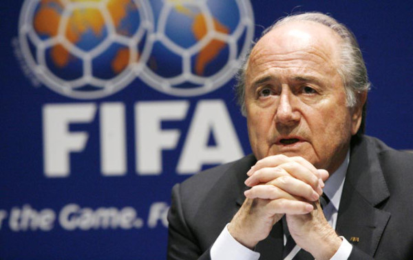 Joseph Blatter anunciará en junio si optará por la reelección en FIFA