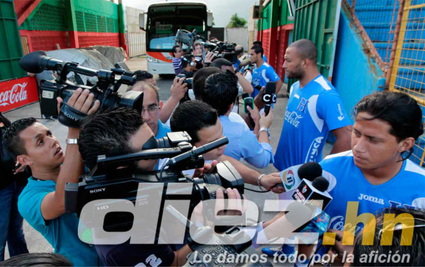 Selección nacinal tuvo su primer entrenamiento para enfrentar a los Estados Unidos .
