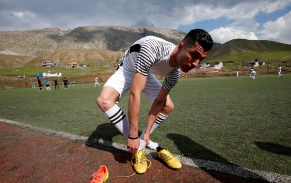 Biwar Abdullah, el iraquí que es catalogado como el nuevo doble de Cristiano Ronaldo