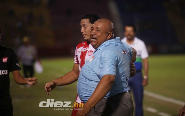 Vivencias y ocurrencias de 'Pololo' con signos de alegría en el Vida por 42 años