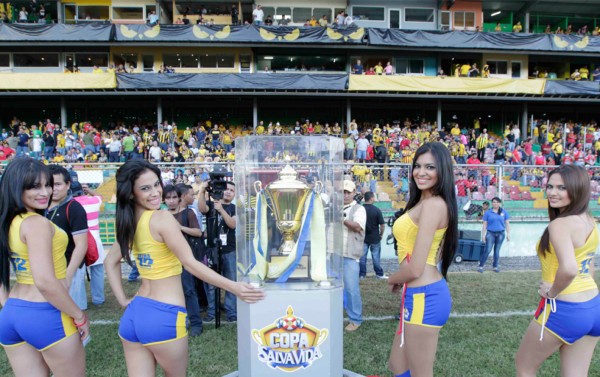 20 fotos imperdibles de la final Real España-Real Sociedad