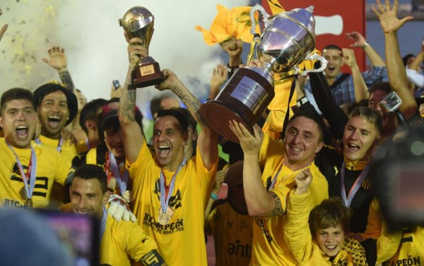 Barcelona supera al Real Madrid en España: Los equipos con más títulos en el mundo&nbsp;&nbsp;