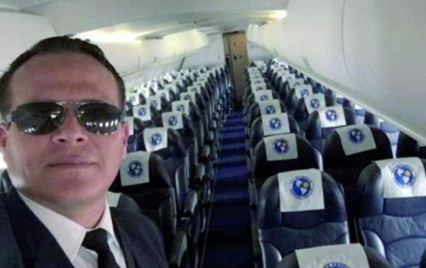 'Mi marido no es un monstruo', dice esposa de piloto de avión de Lamia