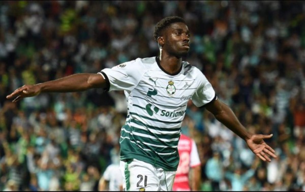 Eduardo Vargas se puede sumar a las bajas más importantes de la Liga MX