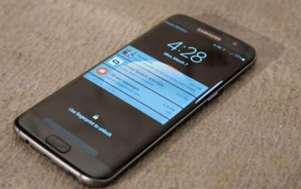 Samsung se fija en Apple para hacer el Galaxy8