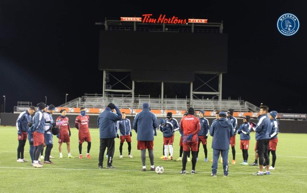 ¡Estaba a -1 grado! Así fue el reconocimiento de cancha del Motagua para el juego con Forge FC