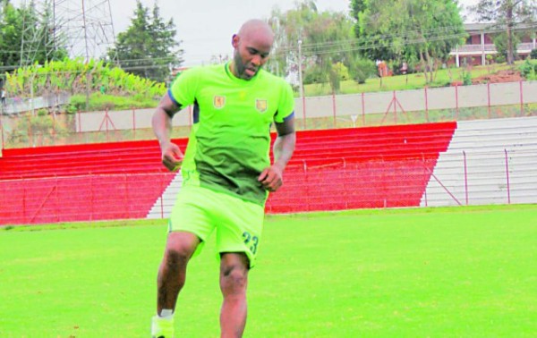 Conoce los ocho futbolistas más veteranos para el hexagonal de Concacaf