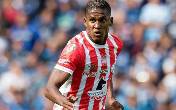 Brayan Beckeles protagonista en el 11 ideal de la primera jornada de la Liga MX