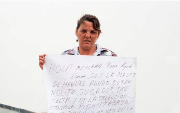 Madre de Nolito pide dinero en las calles y acusa a su hijo