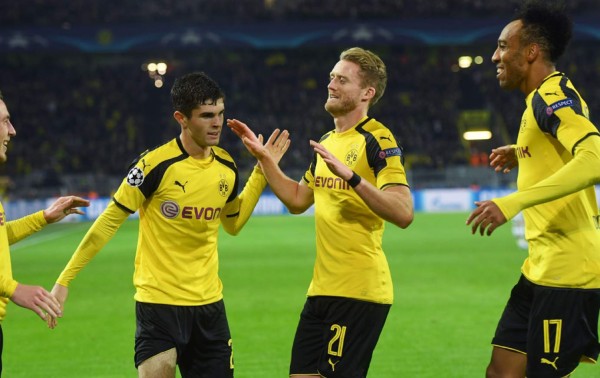 ¡Masacre! El Borussia Dortmund le mete ocho goles al Legia en Champions