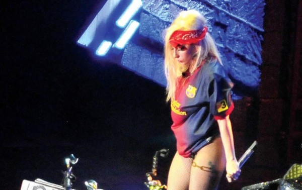 ¿A quién apoyan los famosos en el clásico Barcelona-Real Madrid?