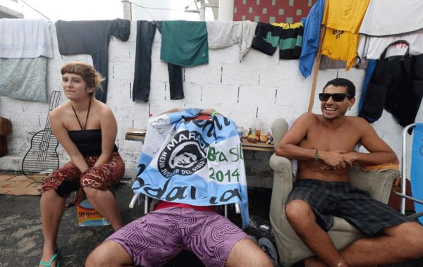 ARGENTINOS INVADEN RÍO DE JANEIRO Y ESPERAN LA FINAL DEL MUNDIAL