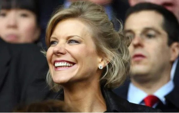 Así es Amanda Staveley, la exmodelo que ahora asesora a los grandes jeques en el fútbol