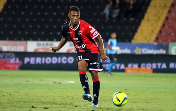 Top: Los 10 jugadores más caros de la liga de Costa Rica; dos hondureños en la lista