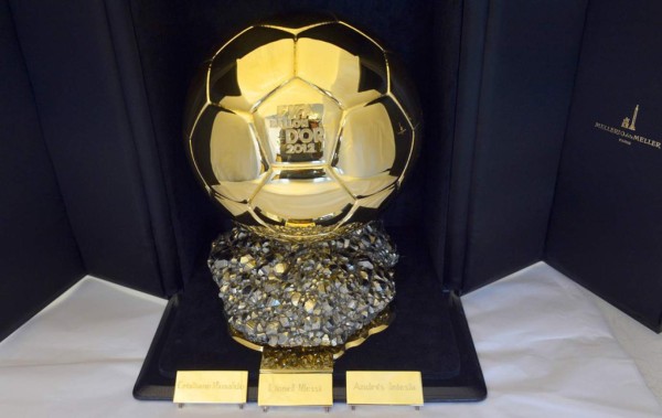 Así es como se fabrica el Balón de Oro de la FIFA