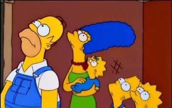 Los mejores memes que dejó la Superluna que maravilla al mundo