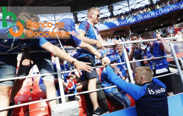 CURIOSAS: La celebración de Islandia con sus mujeres e hinchas y la tristeza de los argentinos