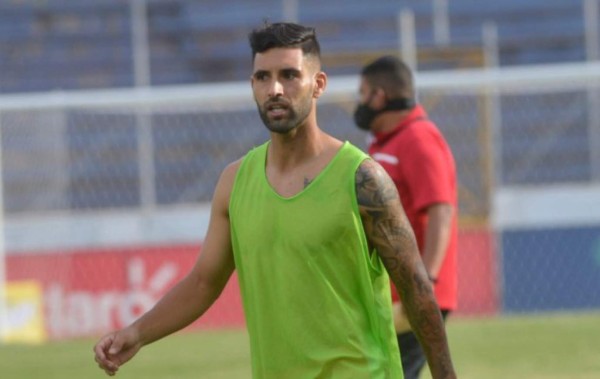 Fichajes: Hondureño que estaba en Europa ya entrena con Motagua y Olimpia se refuerza