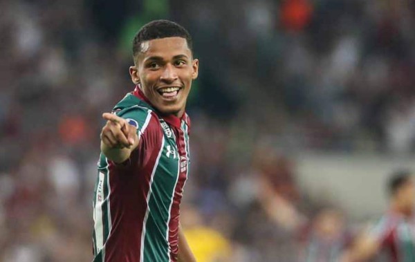 Mercado de fichajes: Bombazo de Sergio Ramos, la próxima baja del Barcelona y Varane se va