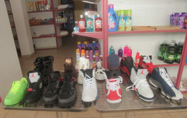 FOTOS: Así es la faceta de Jerry Palacios como comerciante