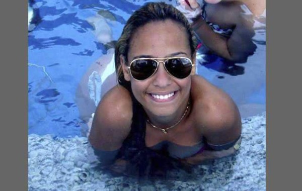 FOTOS: La sexi hermana de Neymar que causa furor en Brasil