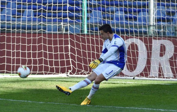 Sin público y sin darse la mano: Así se vivió el Juventus-Inter en Italia por el Coronavirus