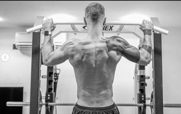 La brutal transformación física de Joe Hart, el portero que busca equipo por Instagram