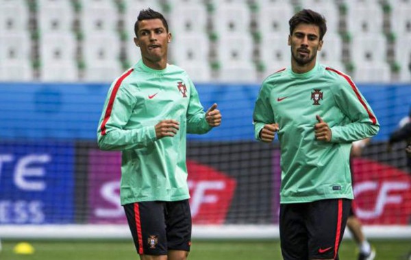 IMPERDIBLE: Los cracks que son amigos y rivales en el Clásico Español