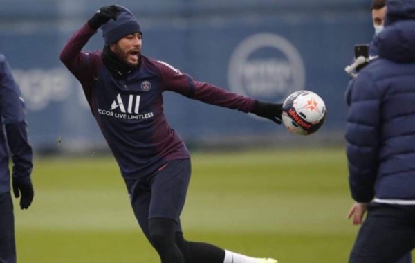 Neymar sale de la enfermería del PSG y estará en la Champions League ante Barcelona