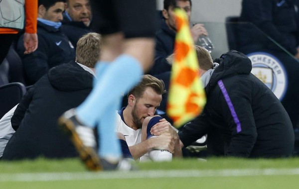 Lo que no se vio en TV: El hincha que se metió en el Tottenham-City a lo 'Rasquiña'