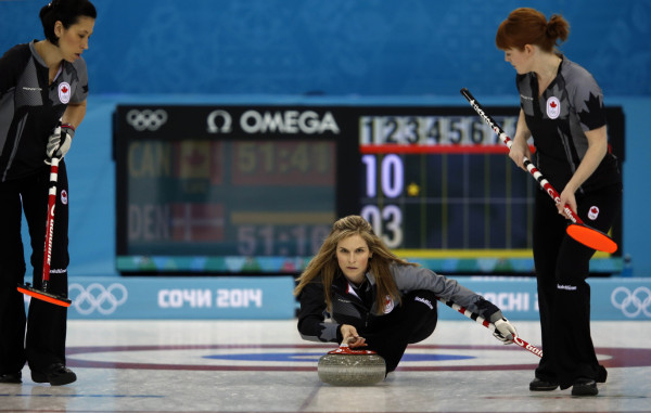 Belleza femenina engalana SOCHI 2014