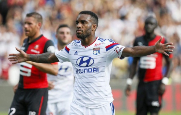 ¡IMPARABLES! Los cracks del Lyon que sí eliminarían al Barcelona en Champions League