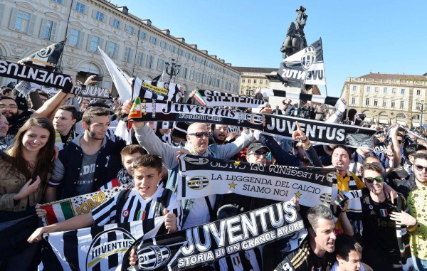 Así celebraron los aficionados de la Juventus su título número 32 en la Serie A de Italia