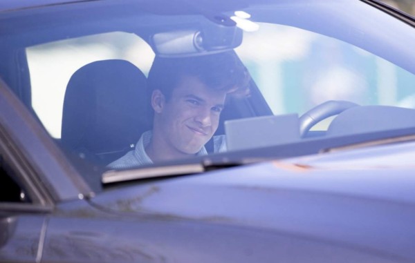 Autos sucios y nuevos 'looks': Así fue el regreso al trabajo de Messi y los futbolistas del Barcelona &nbsp;&nbsp;