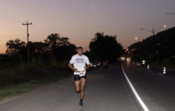 ¡Alegría, besos y bellezas! Las imágenes que dejó la sexta Maratón del Atlántico