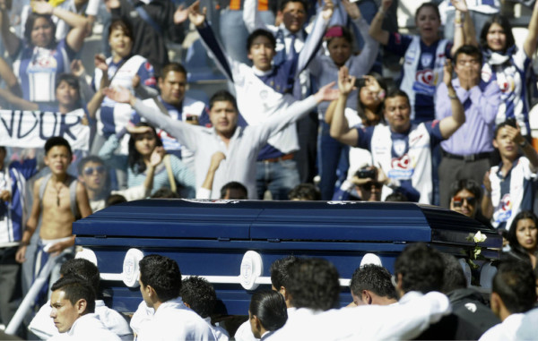 El adiós a Miguel Calero.