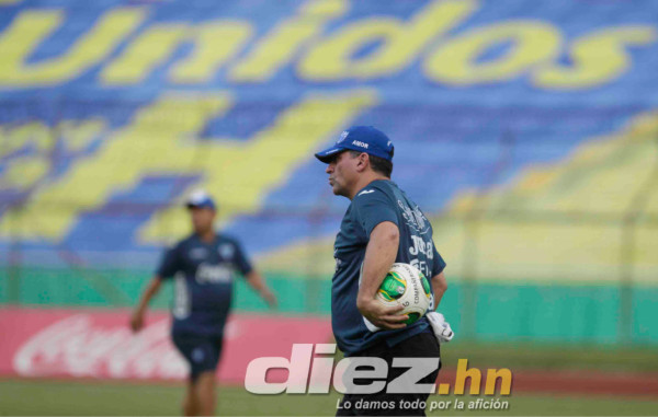 La motivación del técnico Luis Suarez a sus Jugadores.