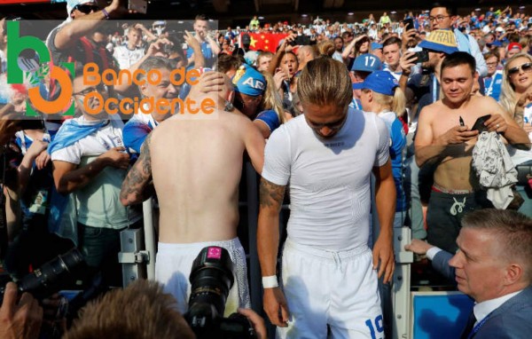 CURIOSAS: La celebración de Islandia con sus mujeres e hinchas y la tristeza de los argentinos