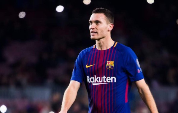 BOMBAS: El crack que se ofrece al Real Madrid; Los tres fichajes que prepara el Barcelona