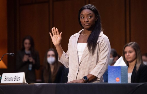 Rompe el silencio: el impactante relato de Simone Biles contra el médico que abusó de ella y culpa al FBI; 'Se hicieron de la vista gorda'